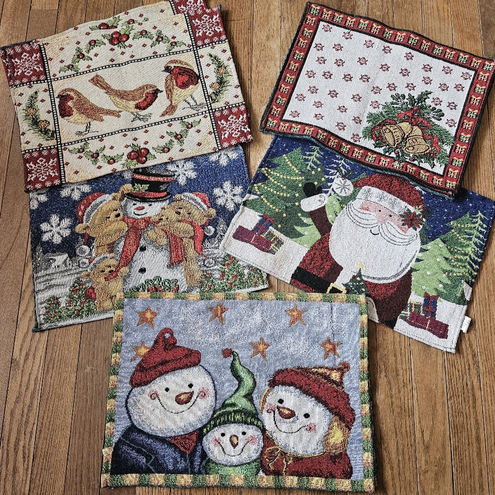 Holiday Christmas Santa Snowman Bear 8pc Placemats Cotton Fabric Dinner
